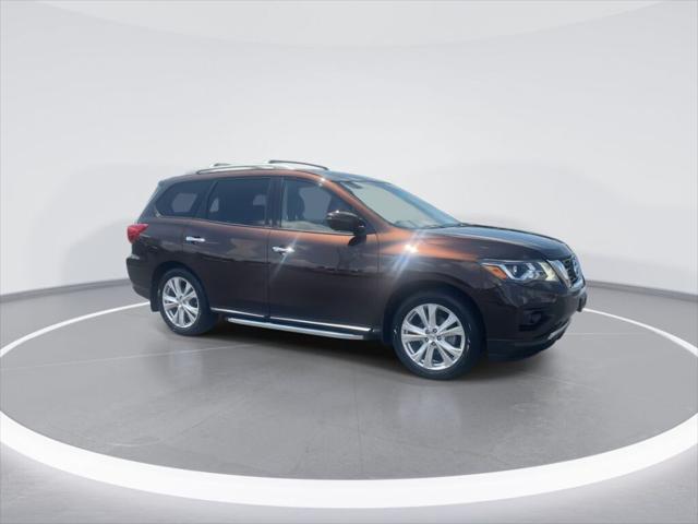 2019 Nissan Pathfinder SL