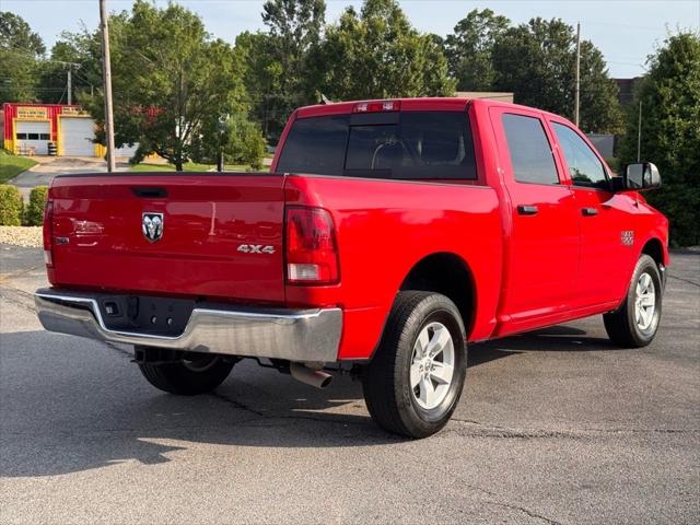2023 RAM 1500 Classic SLT Crew Cab 4x4 57 Box