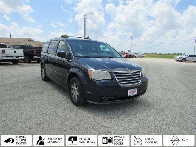 2008 Chrysler Town and Country Touring