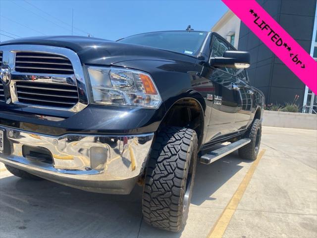 2017 RAM 1500 Big Horn Crew Cab 4x4 57 Box