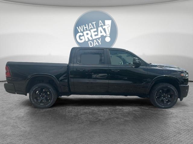 2025 RAM Ram 1500 RAM 1500 BIG HORN CREW CAB 4X4 57 BOX