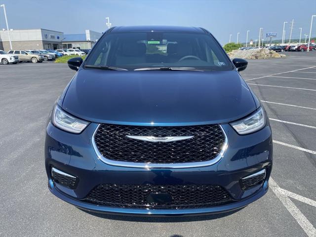 2025 Chrysler Pacifica PACIFICA SELECT AWD