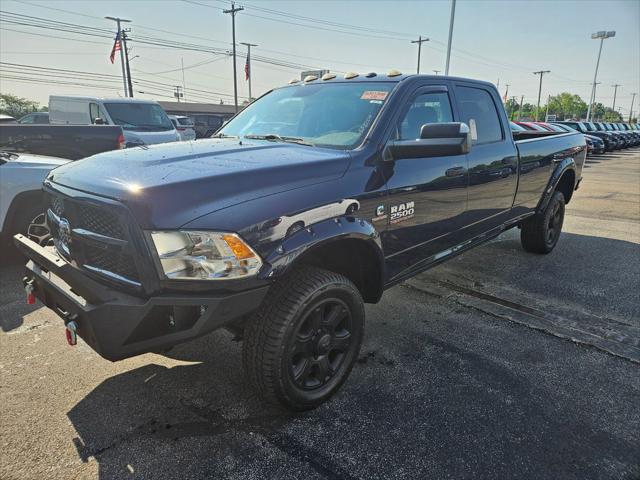 2017 RAM 2500 Tradesman Crew Cab 4x4 8 Box