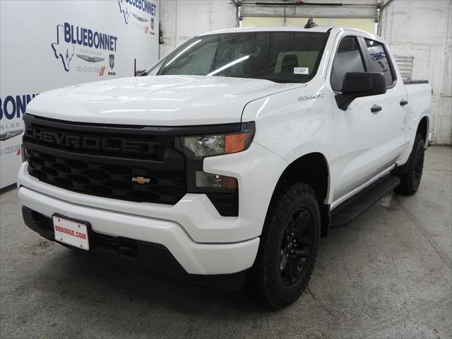 2023 Chevrolet Silverado 1500 2WD Crew Cab Short Bed Custom