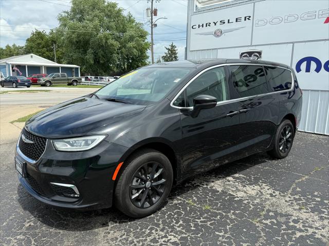 2023 Chrysler Pacifica Touring L AWD