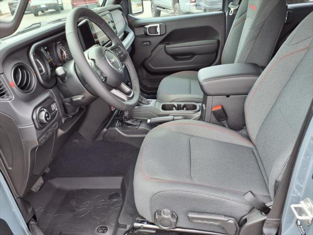 2025 Jeep Gladiator GLADIATOR RUBICON 4X4