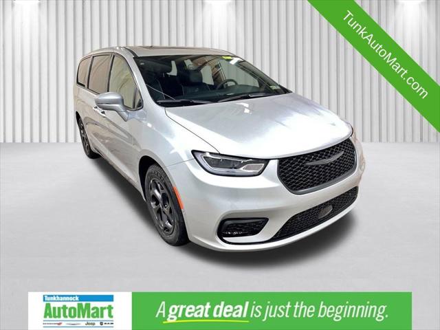 2022 Chrysler Pacifica Hybrid Limited