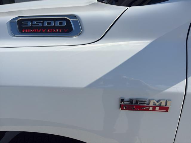 2019 RAM 3500 Tradesman Crew Cab 4x4 64 Box 2019 RAM 3500 Tradesman Crew Cab 4x4 64 Box