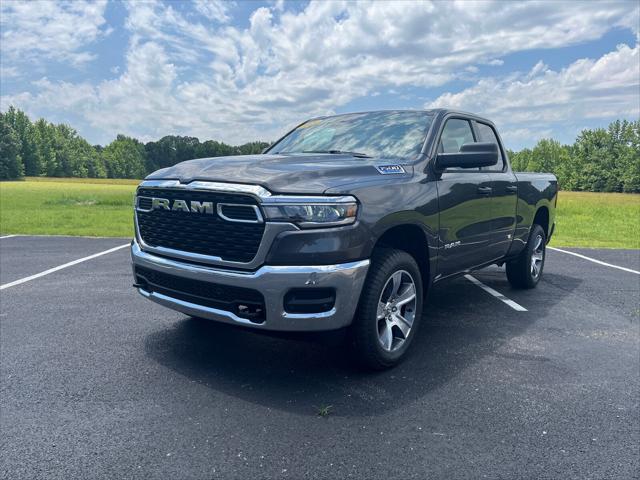2025 RAM Ram 1500 RAM 1500 TRADESMAN QUAD CAB 4X4 64 BOX