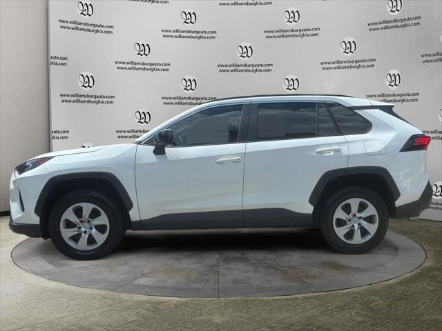 2020 Toyota RAV4 LE