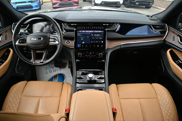 2023 Jeep Grand Cherokee L Summit 4x4