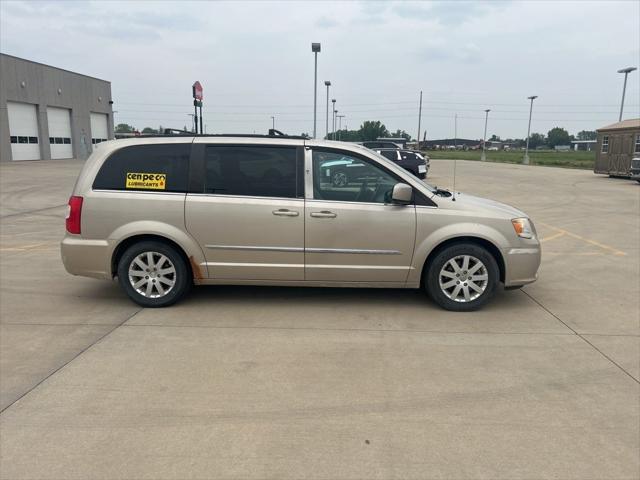 2013 Chrysler Town and Country Touring