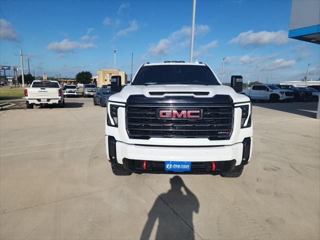 2024 GMC Sierra 2500HD 4WD Crew Cab Standard Bed AT4