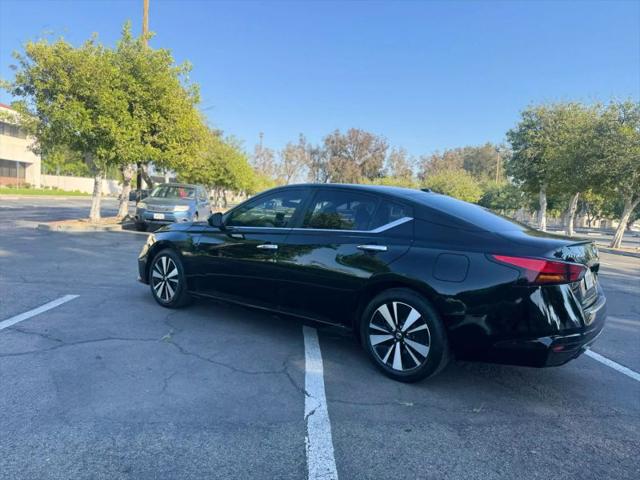 2022 Nissan Altima SV FWD