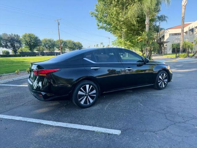 2022 Nissan Altima SV FWD
