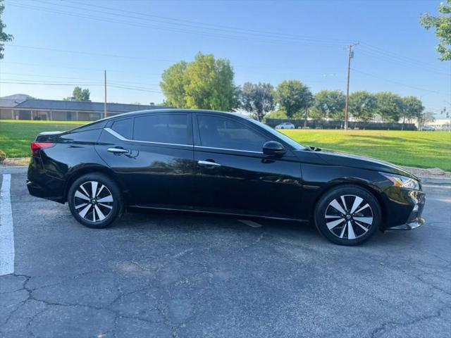 2022 Nissan Altima SV FWD