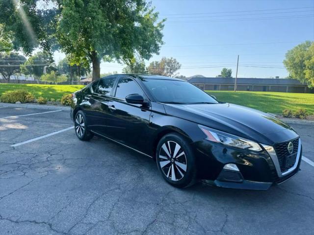 2022 Nissan Altima SV FWD