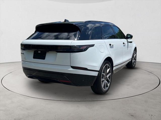 2026 Land Rover Range Rover Velar P250 Dynamic SE