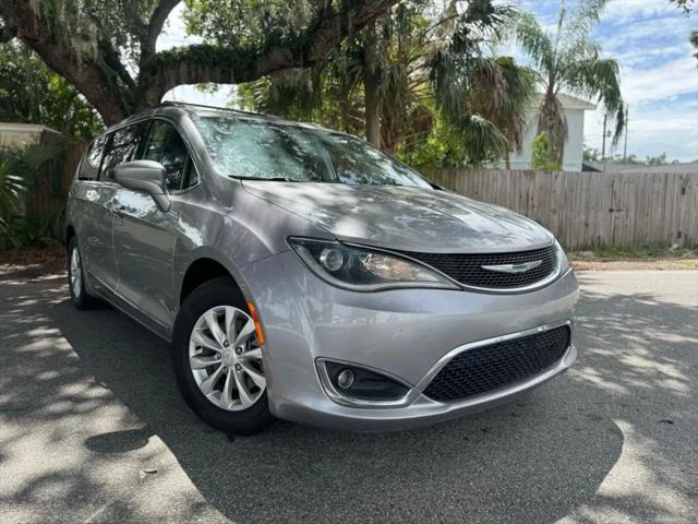 2017 Chrysler Pacifica Touring-L for sale in Tampa, FL