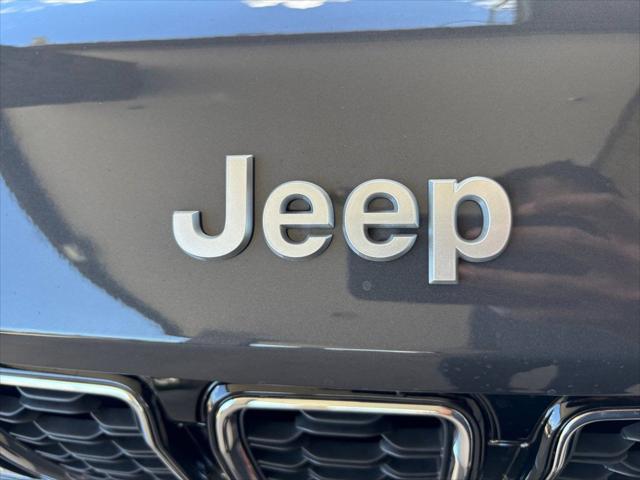 2025 Jeep Grand Cherokee Limited 4x2