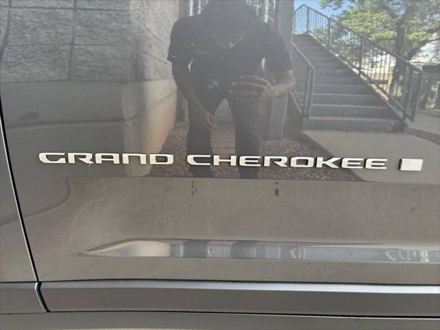 2025 Jeep Grand Cherokee Limited 4x2