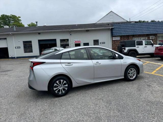 2019 Toyota Prius LE