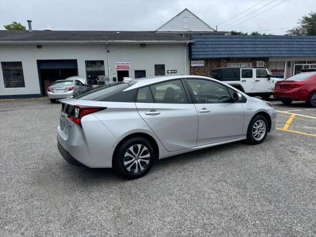 2019 Toyota Prius LE