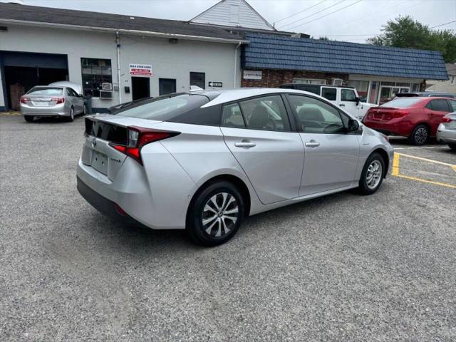 2019 Toyota Prius LE