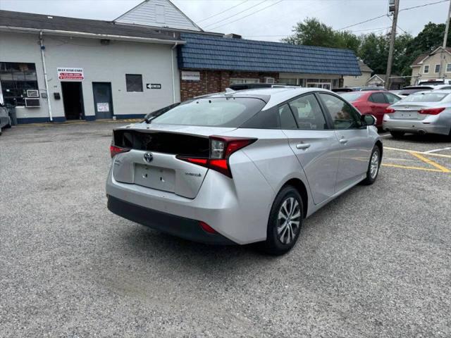 2019 Toyota Prius LE