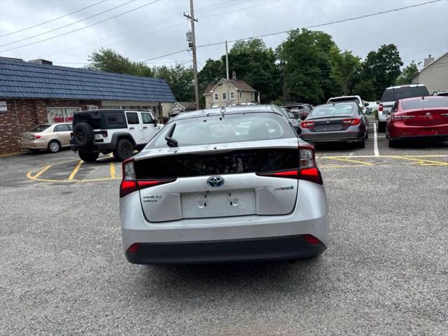 2019 Toyota Prius LE
