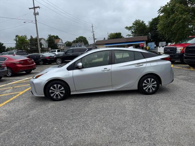 2019 Toyota Prius LE
