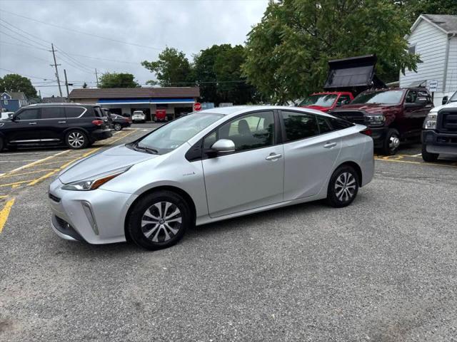 2019 Toyota Prius LE