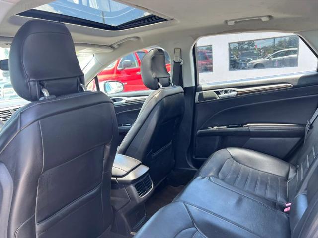2014 Ford Fusion SE