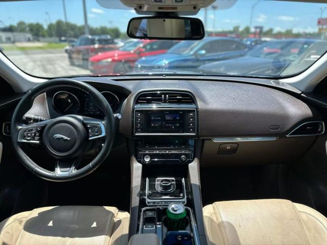 2018 Jaguar F-PACE 35t Prestige