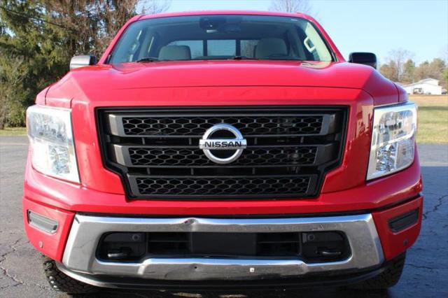 2022 Nissan Titan Crew Cab SV 4x4