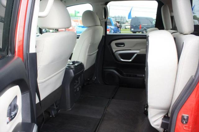 2022 Nissan Titan Crew Cab SV 4x4