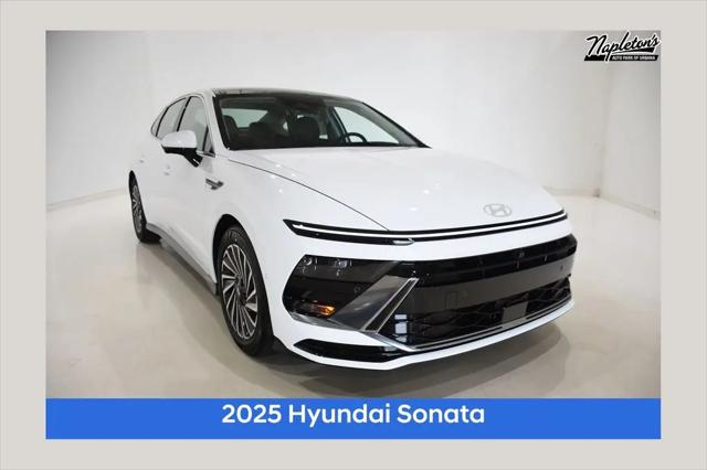 2025 Hyundai Sonata Hybrid Limited for sale in Urbana, IL