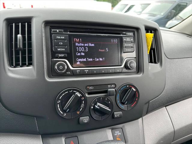 2019 Nissan NV200 S