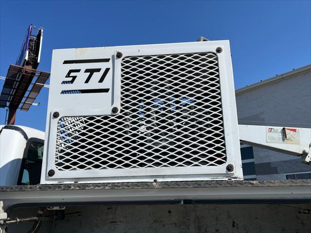 2006 Ford F-750 Unknown