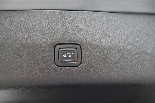 2020 Chevrolet Traverse AWD LT Cloth