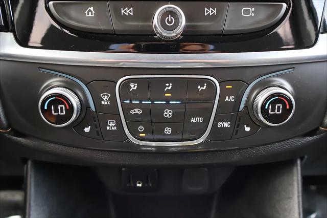 2020 Chevrolet Traverse AWD LT Cloth