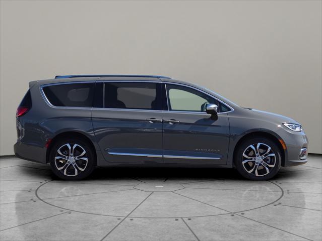 2025 Chrysler Pacifica PACIFICA PINNACLE AWD