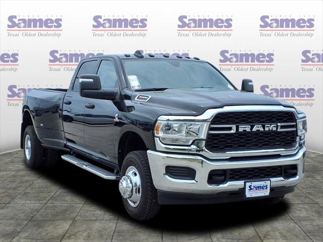 2024 RAM 3500 Tradesman Crew Cab 4x4 8 Box