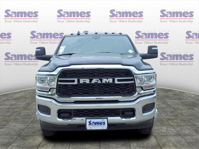 2024 RAM 3500 Tradesman Crew Cab 4x4 8 Box