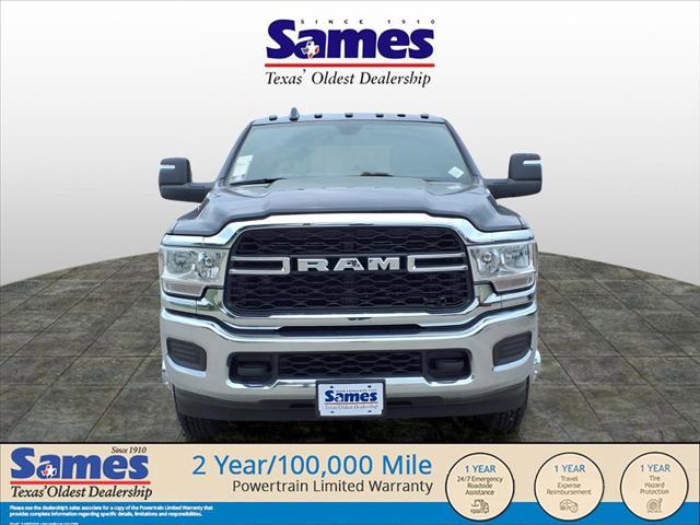 2024 RAM 3500 Tradesman Crew Cab 4x4 8 Box