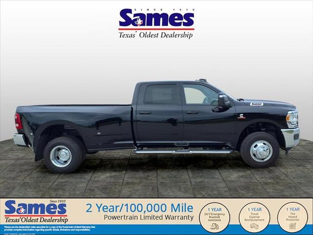 2024 RAM 3500 Tradesman Crew Cab 4x4 8 Box