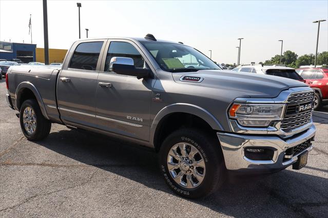 2022 RAM 3500 Limited Crew Cab 4x4 64 Box