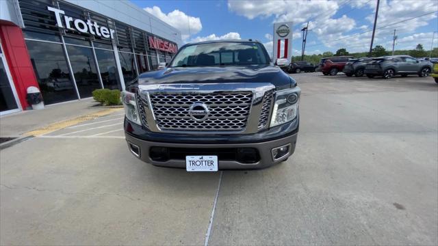 2017 Nissan TITAN Platinum Reserve 2017 Nissan TITAN Platinum Reserve