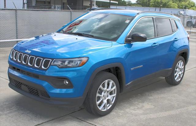 2023 Jeep Compass Latitude Lux FWD
