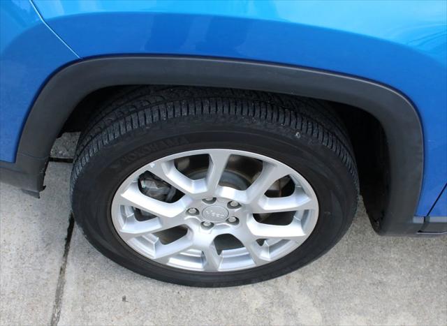 2023 Jeep Compass Latitude Lux FWD